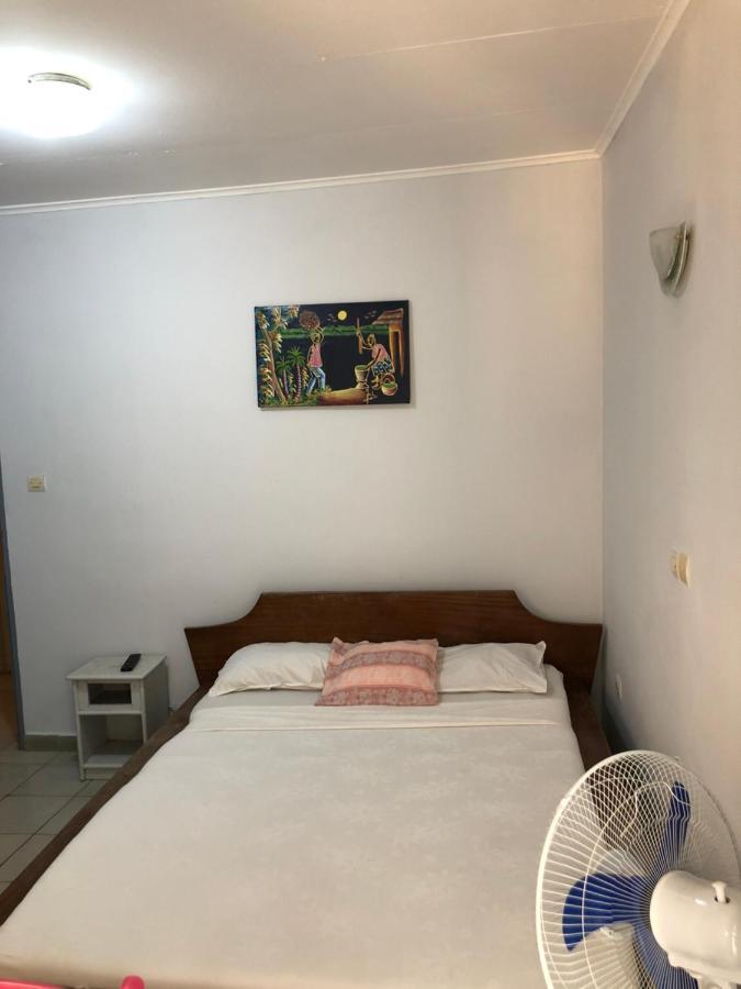 Hotel La Grace Kribi Esterno foto