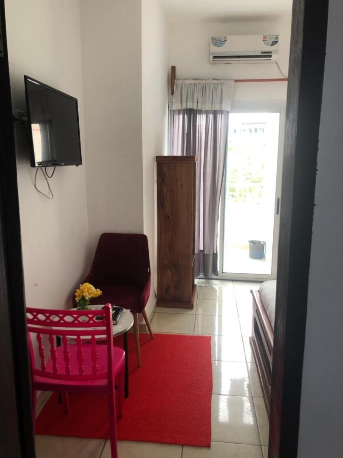 Hotel La Grace Kribi Esterno foto