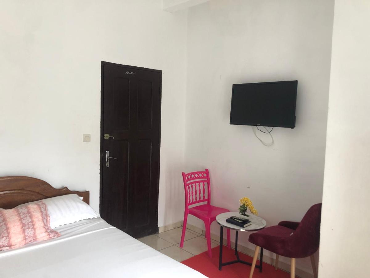 Hotel La Grace Kribi Esterno foto