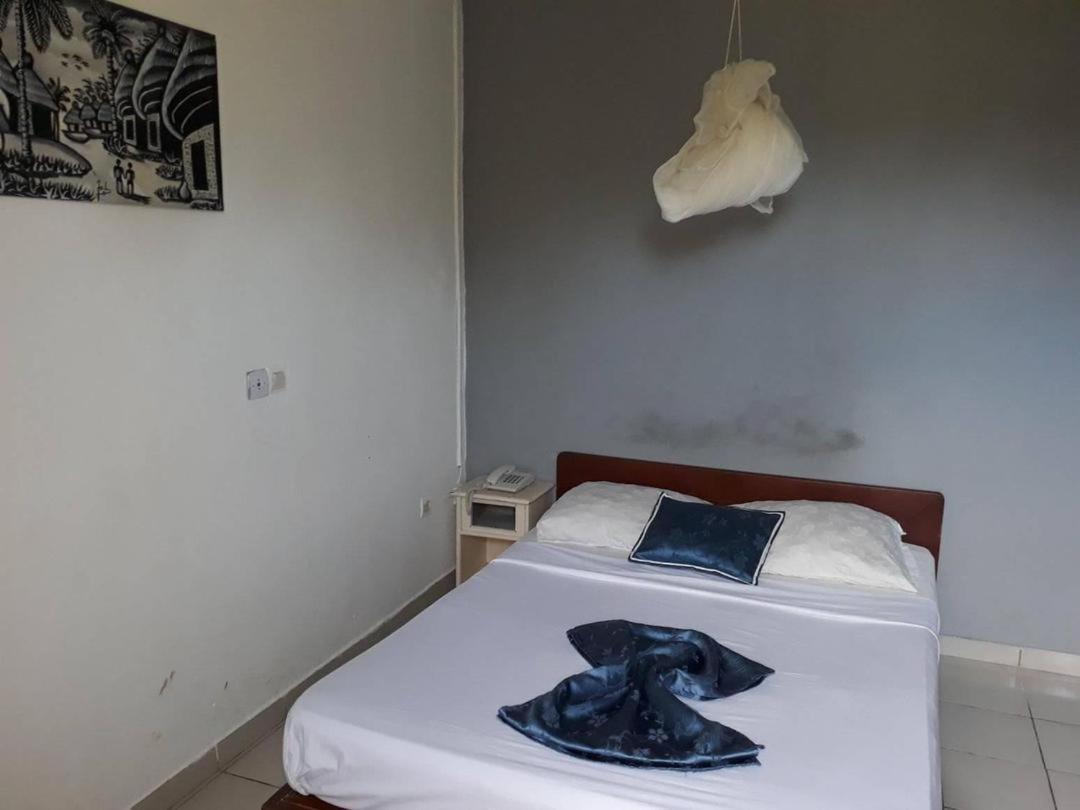 Hotel La Grace Kribi Camera foto